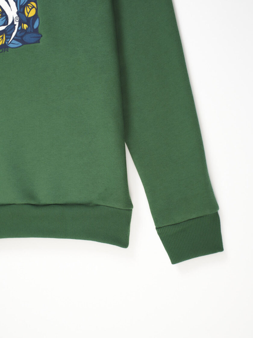 green sweatshirt details